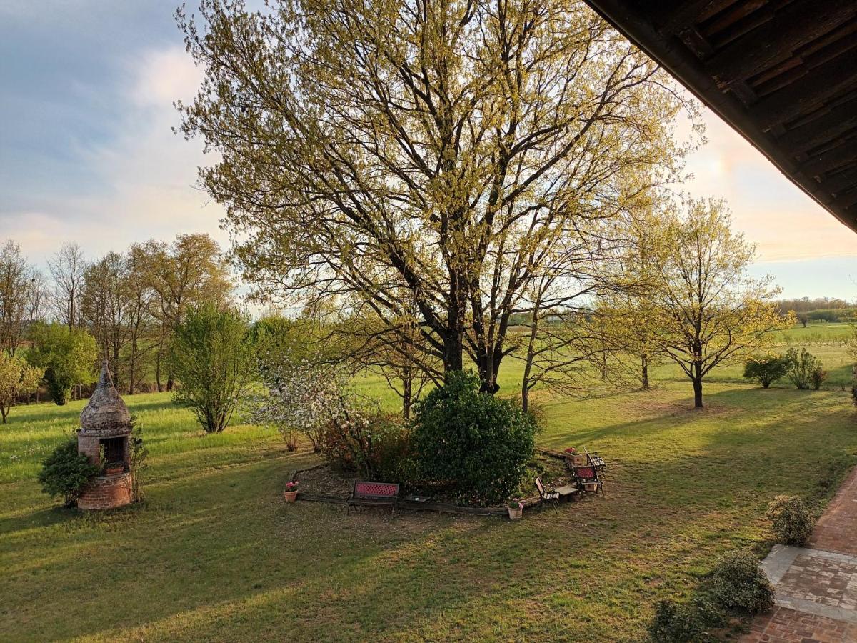 Guest House La Carolina Tigliole Exterior photo