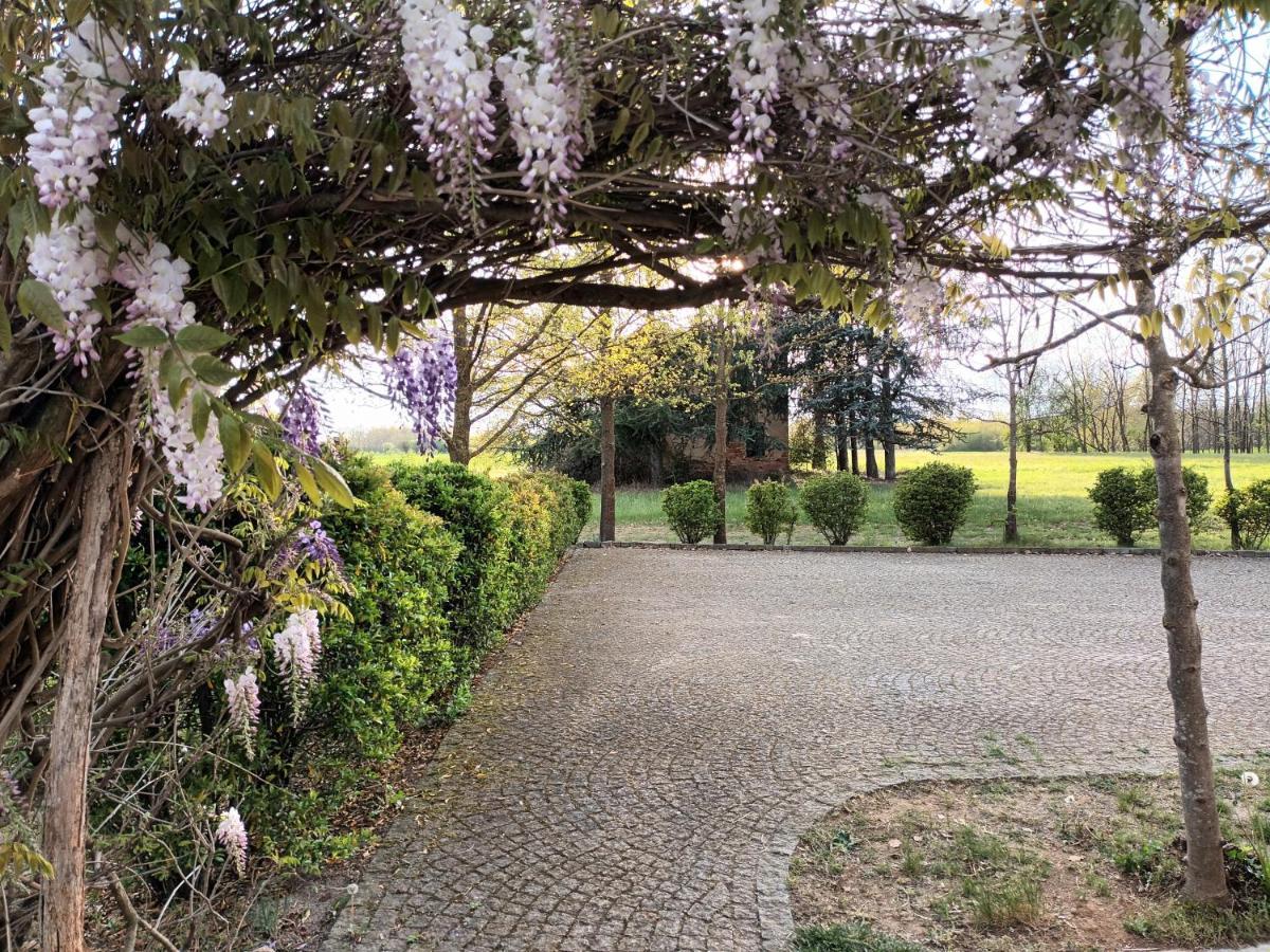 Guest House La Carolina Tigliole Exterior photo